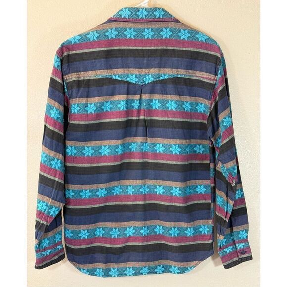 Vintage Wrangler Authentic Western Apparel Embroidered Long Sleeve Button Up - Picture 3 of 8